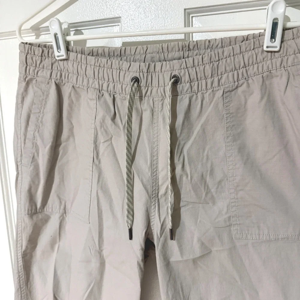 Vuori Womens Ripstop Pant Light Khaki Tan Organic Cotton Tapered VW450 Size L
